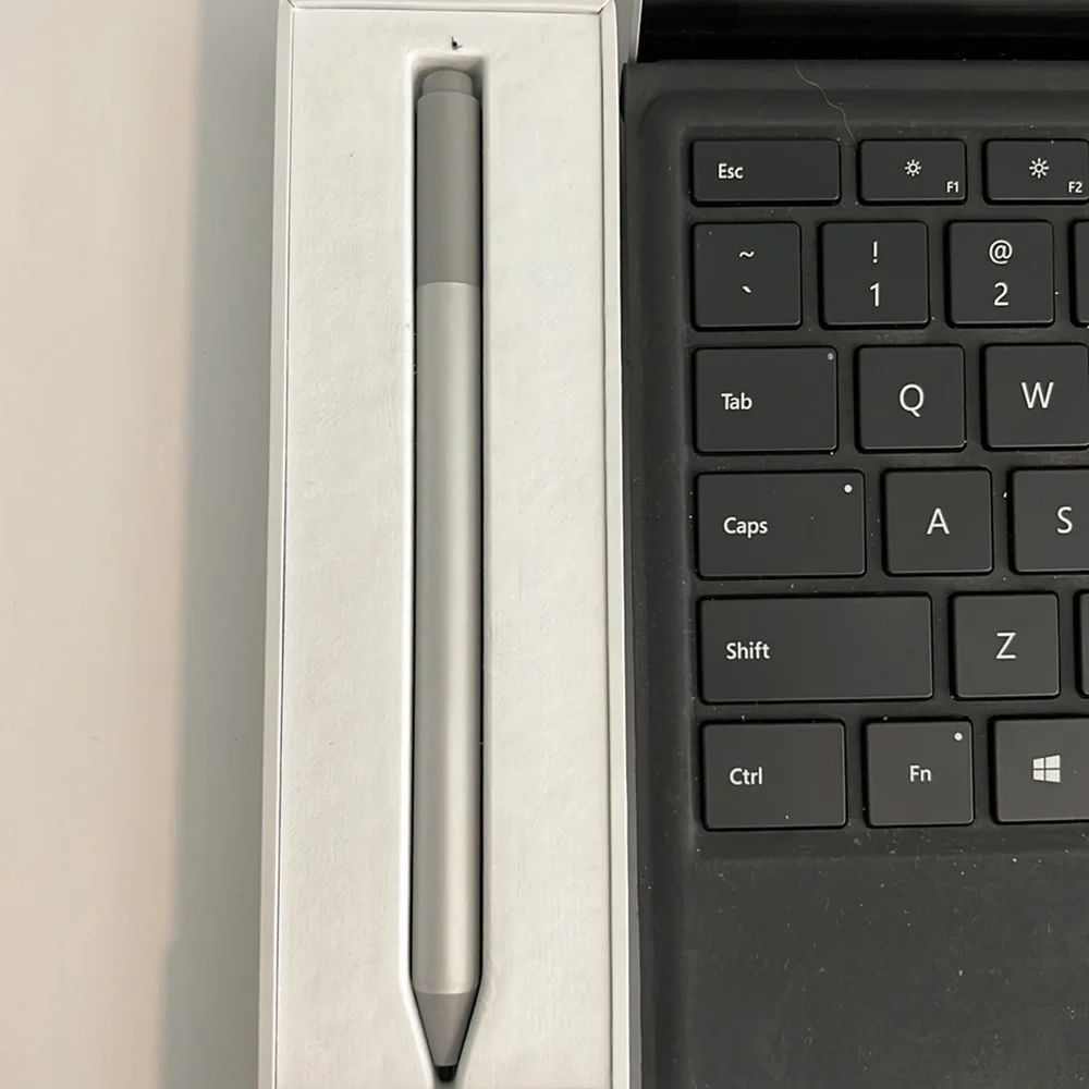 Microsoft surface pro 7 (model 1866) with magnetic keyboard and pen stylet